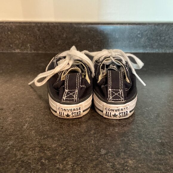 Chuck Taylor Shoreline Shoes - Size 12C - Picture 5 of 9